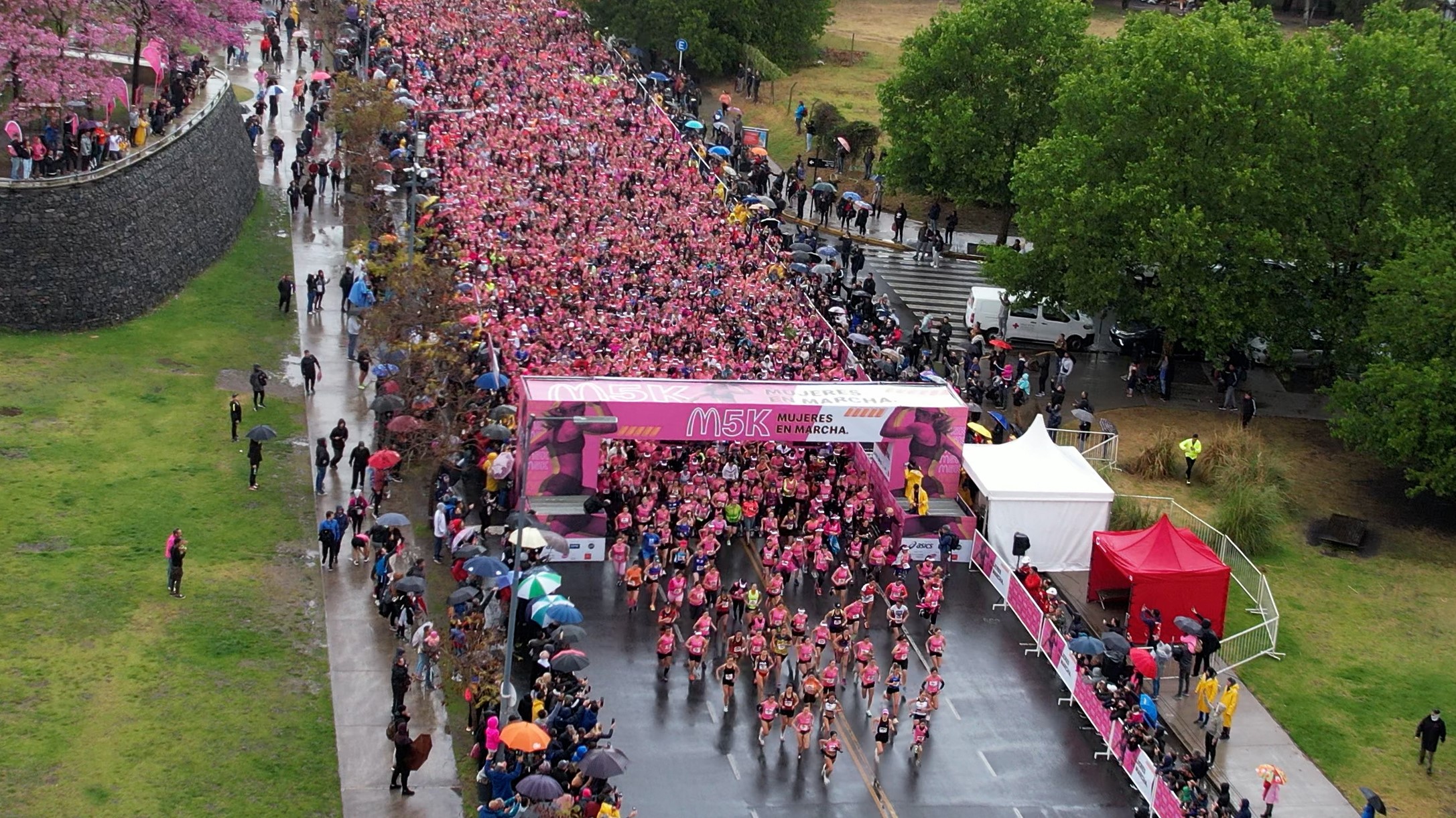 ¡Más de 9 mil corredoras participaron en Argentina de la M5K, la carrera para mujeres más grande de América Latina!